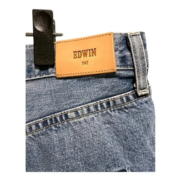 NWT Edwin Denim 7” CAI Short In Color Viva | Size 34 - Picture 3 of 9
